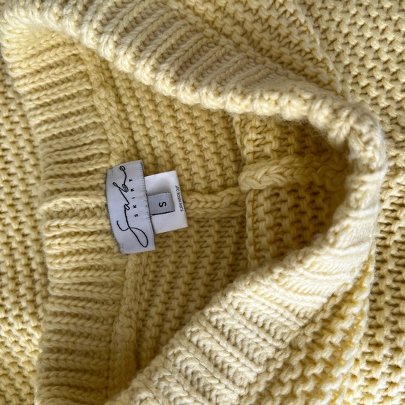 Sabo skirt Noelle knit sweater and shorts set - Picture 3 of 5